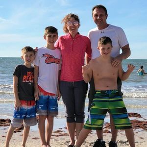 Meet your Posher, Carrie